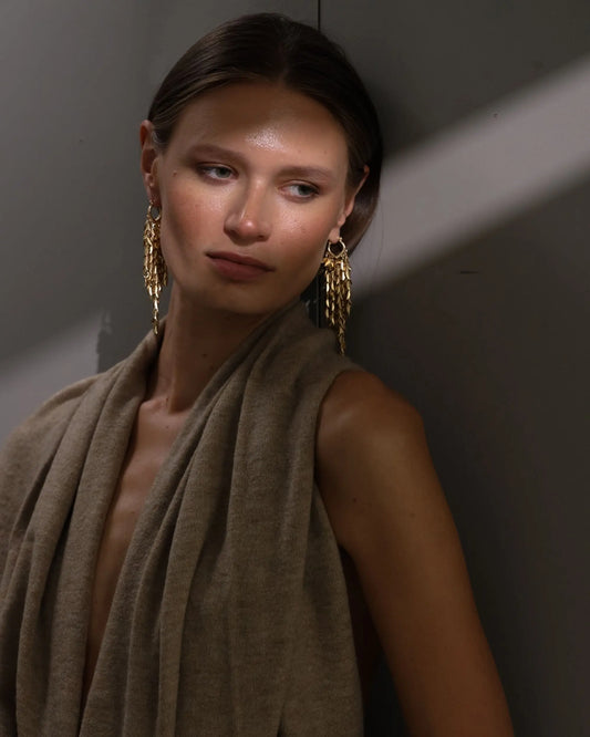 PENDIENTES HOJITAS ORO Bybel