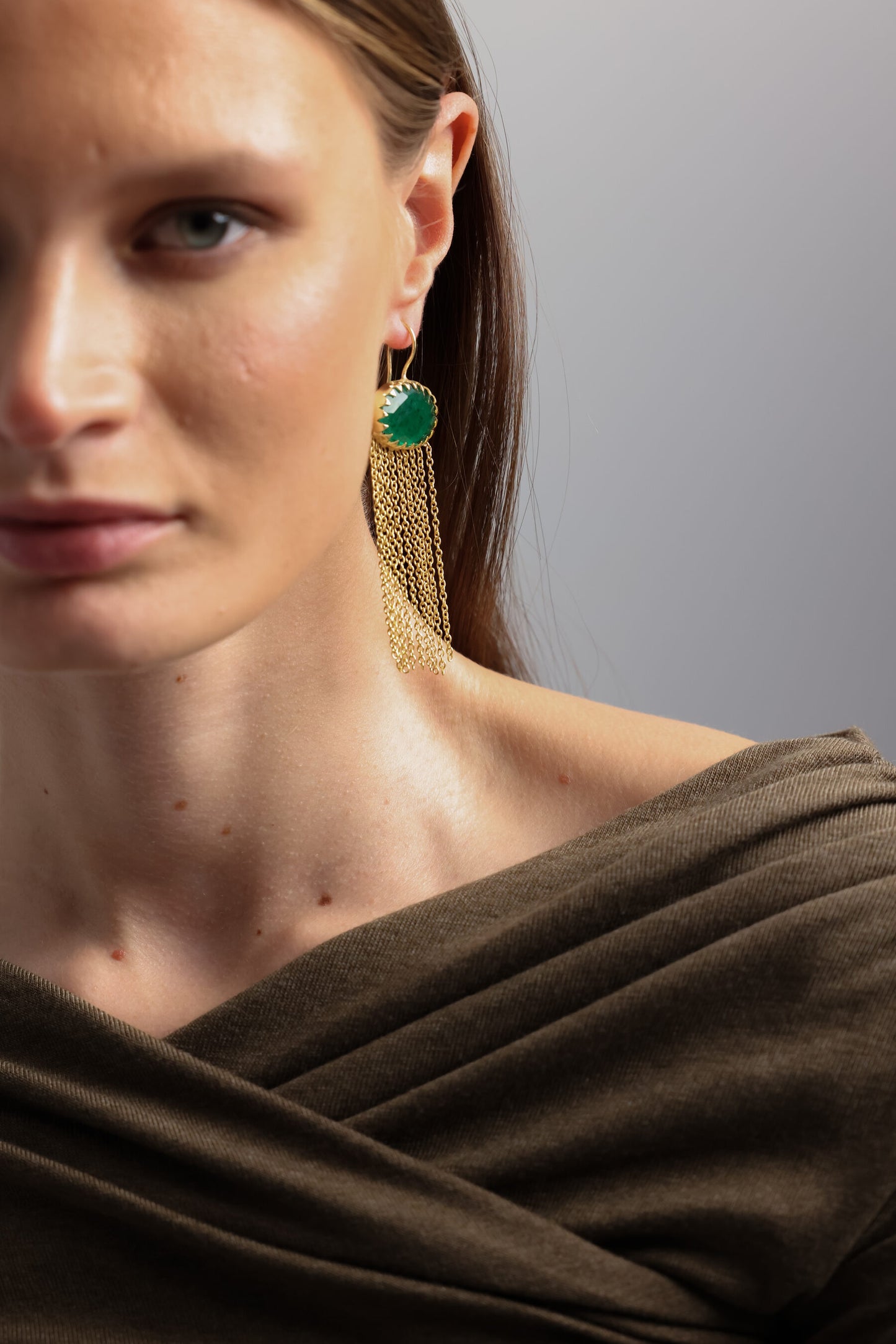 PENDIENTES ESMERALDAS VERDES I The New Gallery