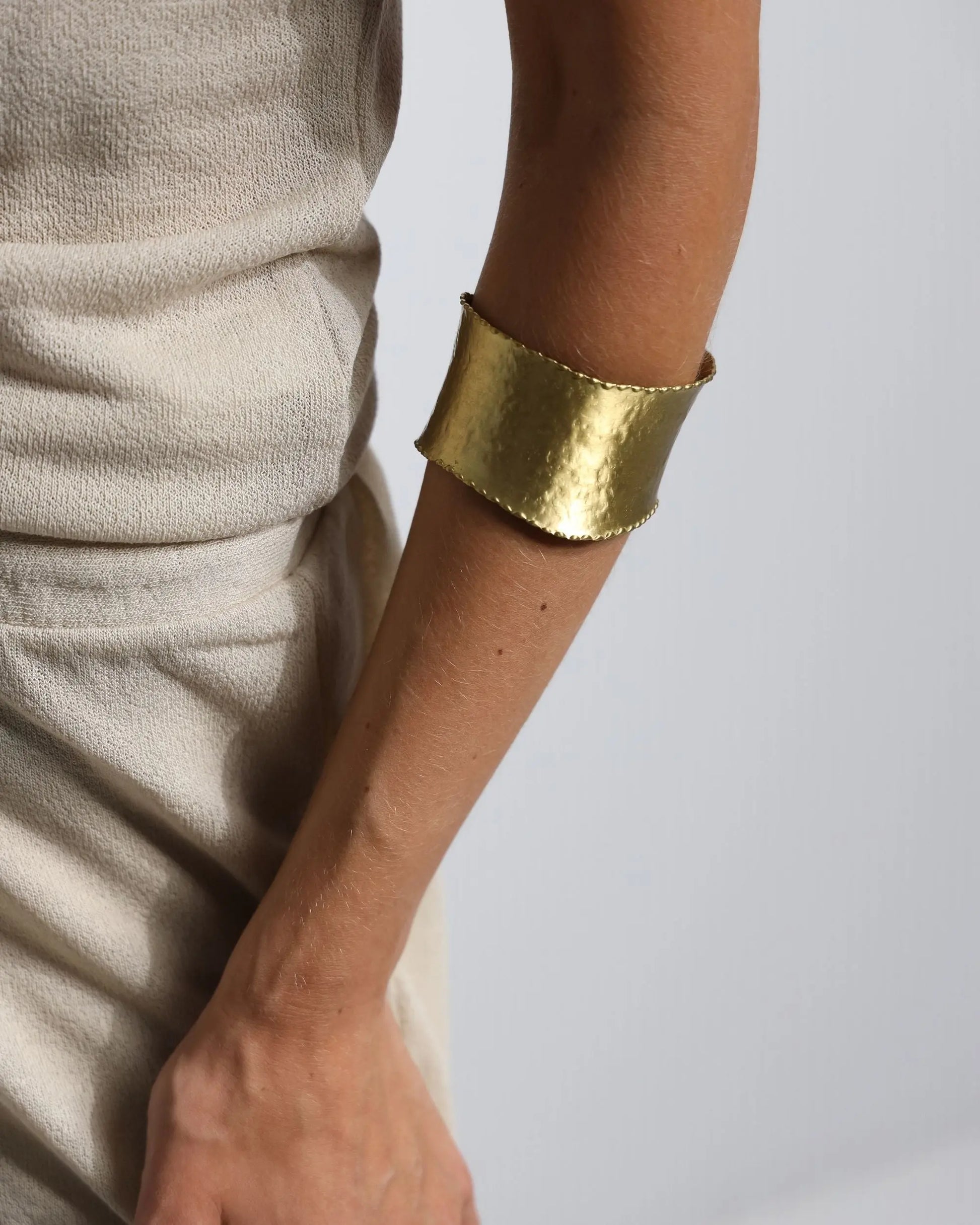 BRAZALETE TROQUELADO Bybel-brand