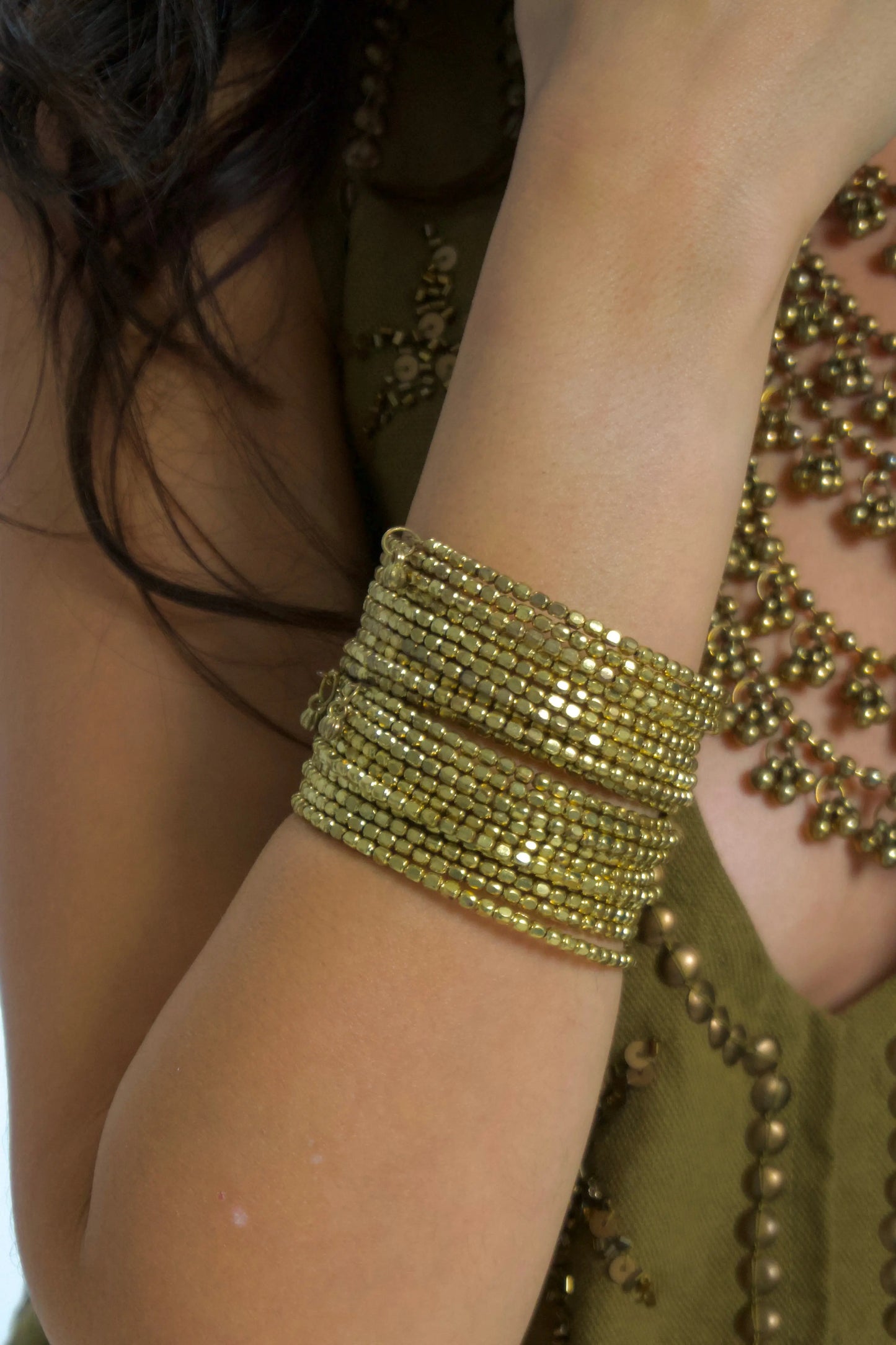 BRAZALETE  | Pulsera abalorios oro Bybel-brand