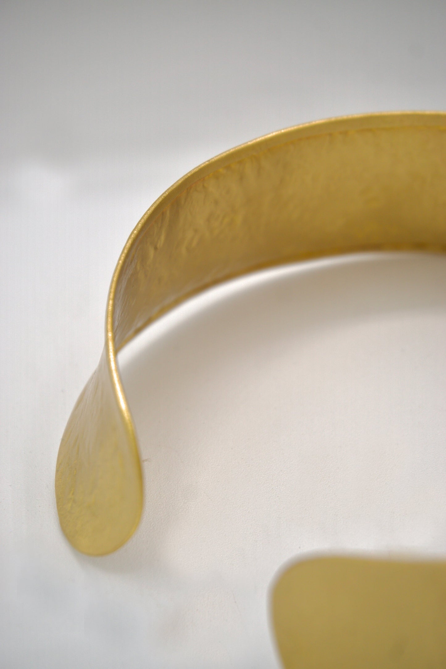 CHOKER | RIGIDO ORO Bybel-brand