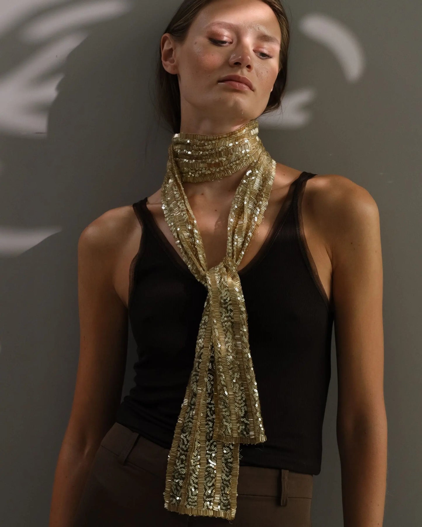 COLLAR BUFANDA LENTEJUELAS Bybel