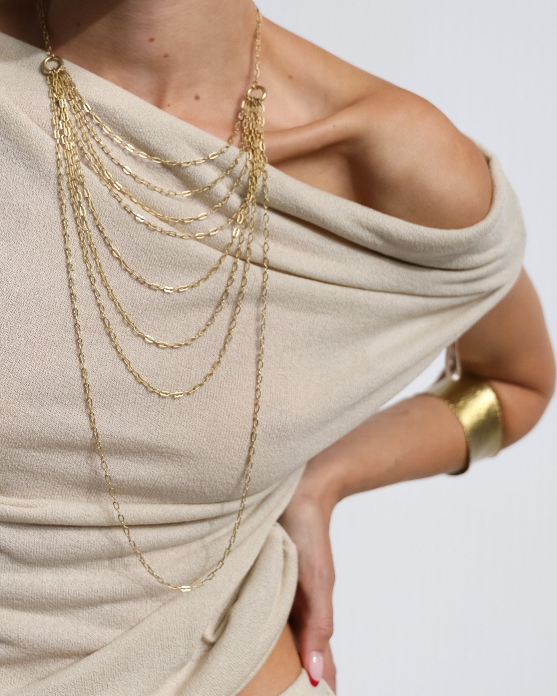 COLLAR CADENAS MULTIPOSICION Bybel