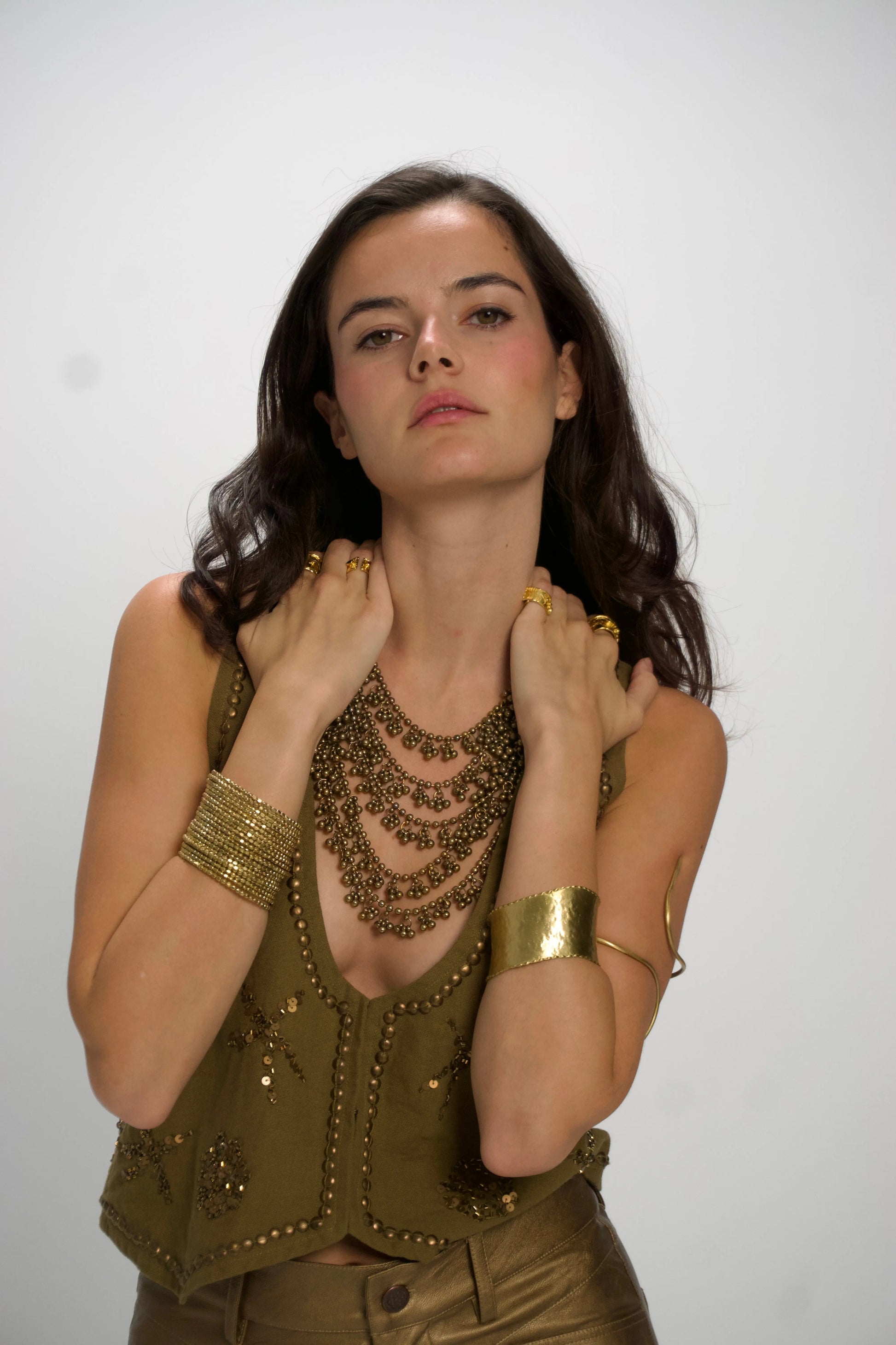 COLLAR I Largo Bolitas Oro Viejo Bybel-brand