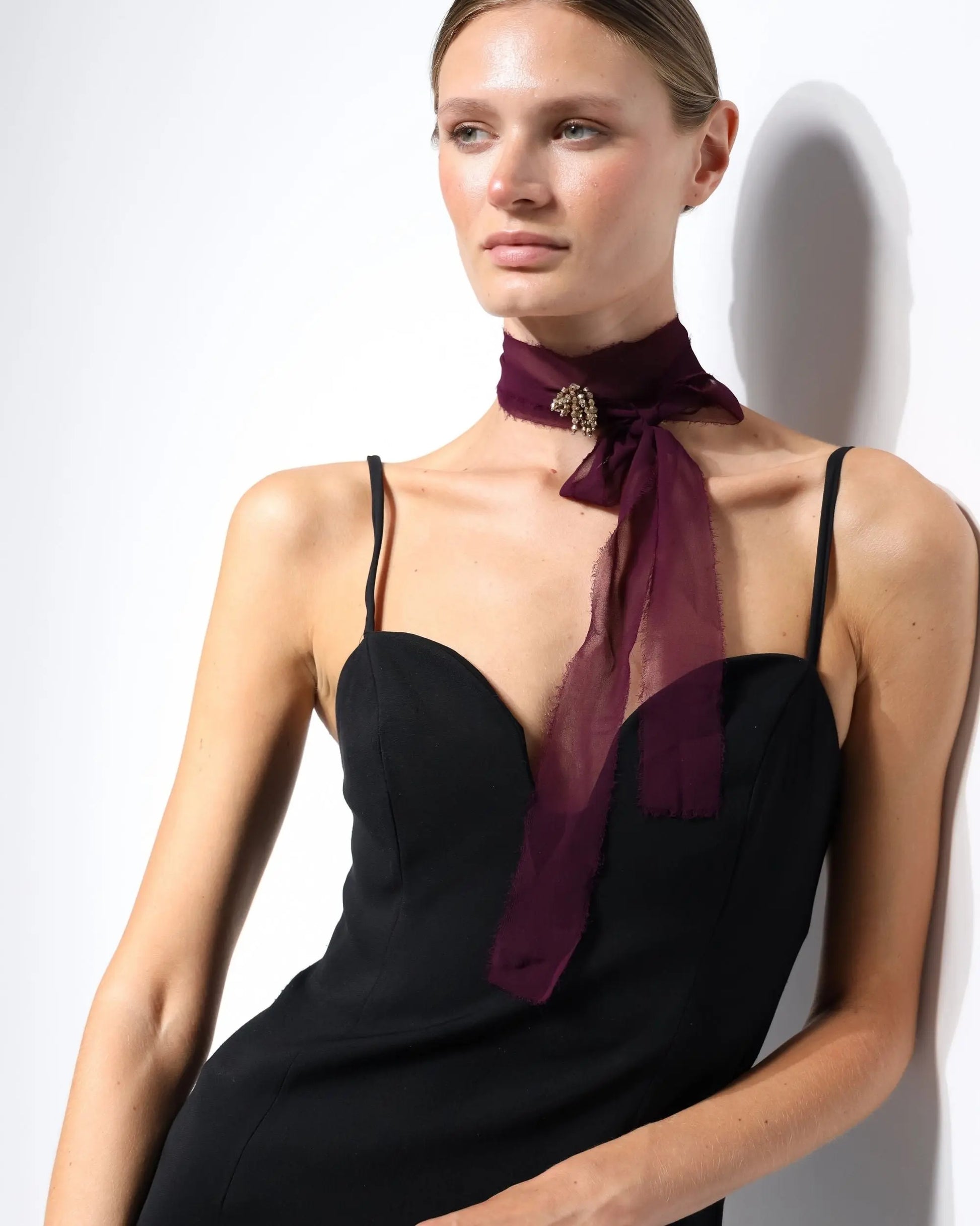 COLLAR ORGANZA MORADO FLOR Bybel