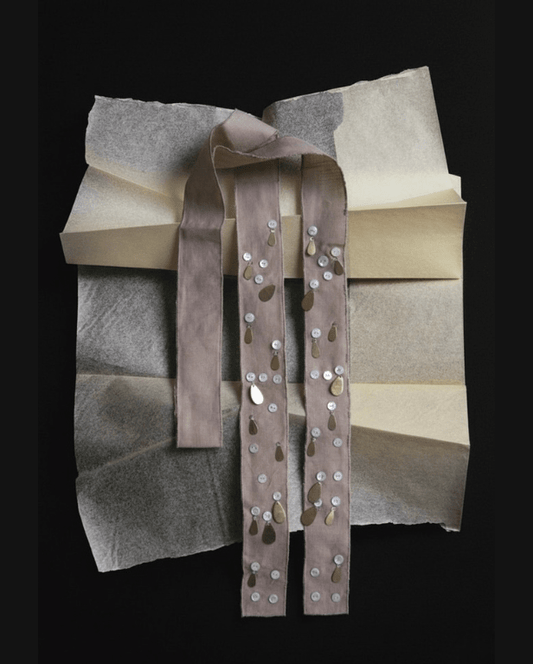 BUFANDA ORGANZA BOTONES BEIGE - Bybel - brand
