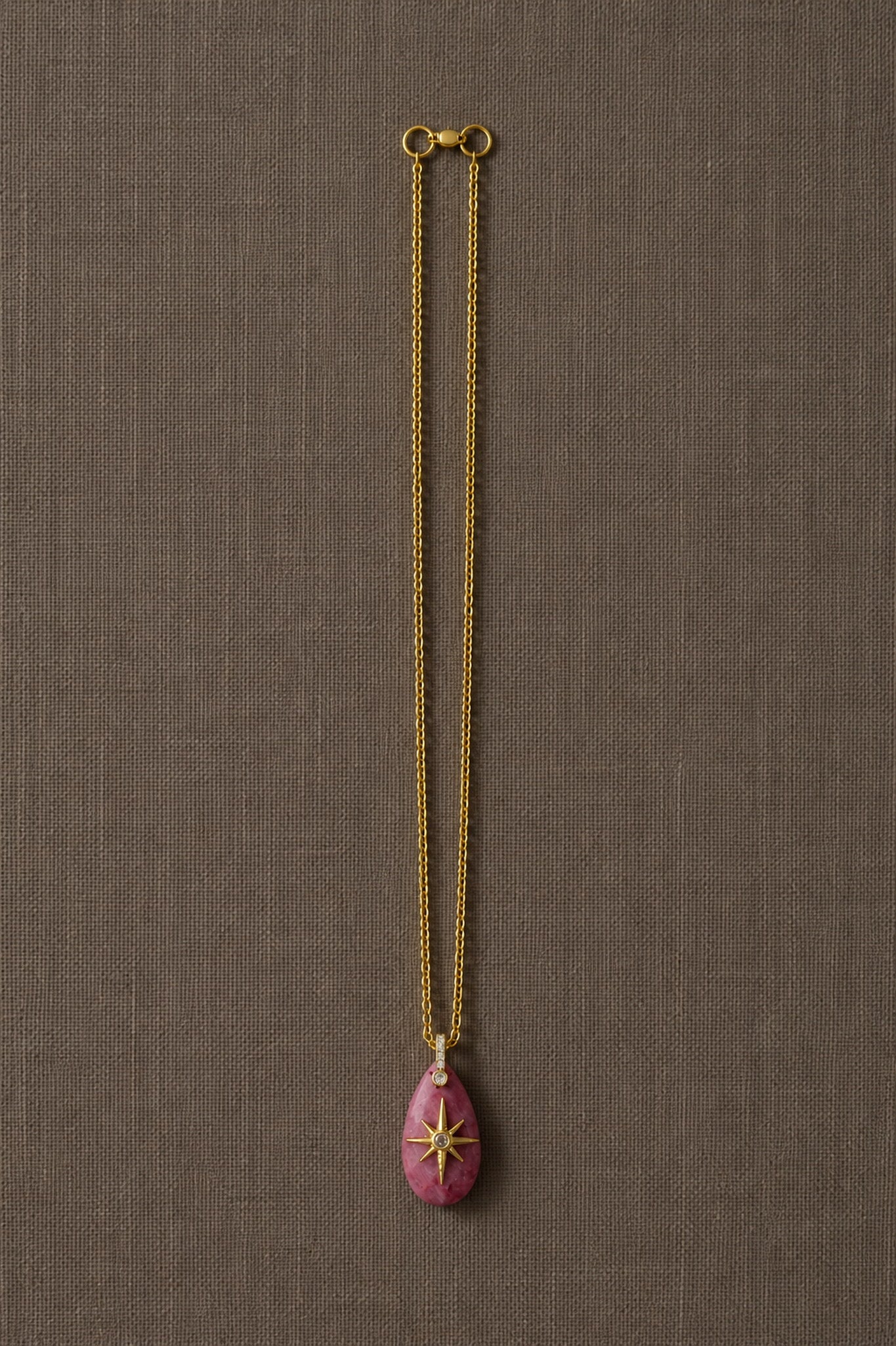 Collar Corto Estrella Rosa