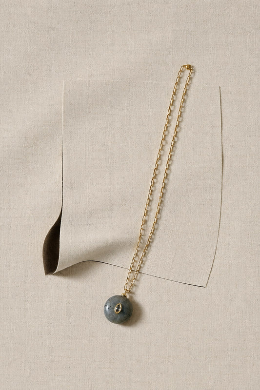 Collar Corto Piedra Gris