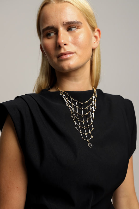 Collar Gota
