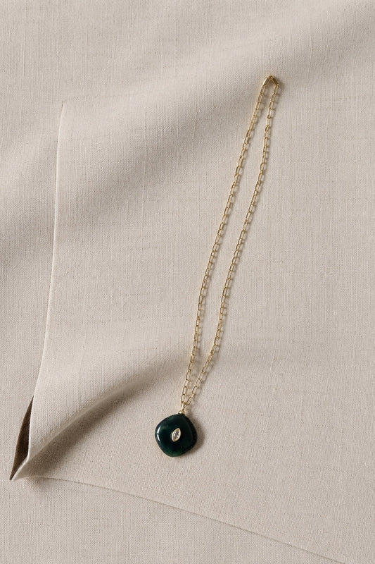 Collar Corto Piedra Verde