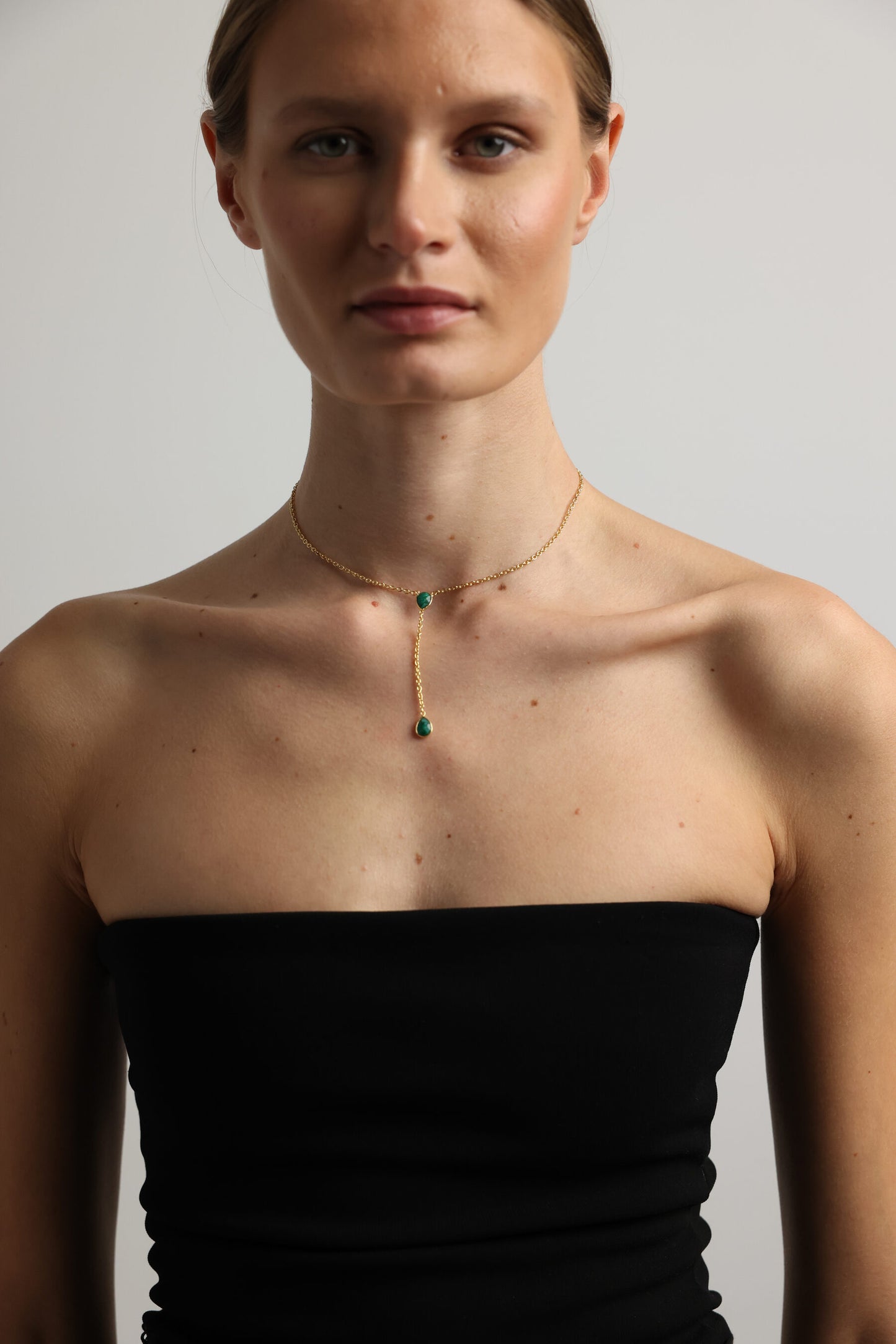 COLLAR PÉNDULO VERDE I The New Gallery