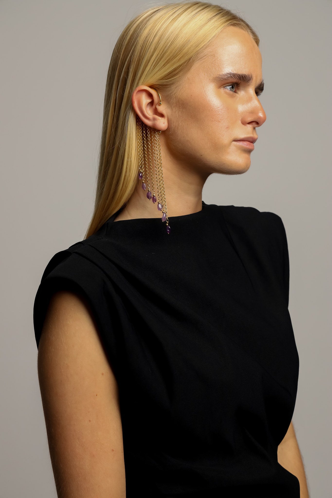 Ear Cuff Cadenas Morado