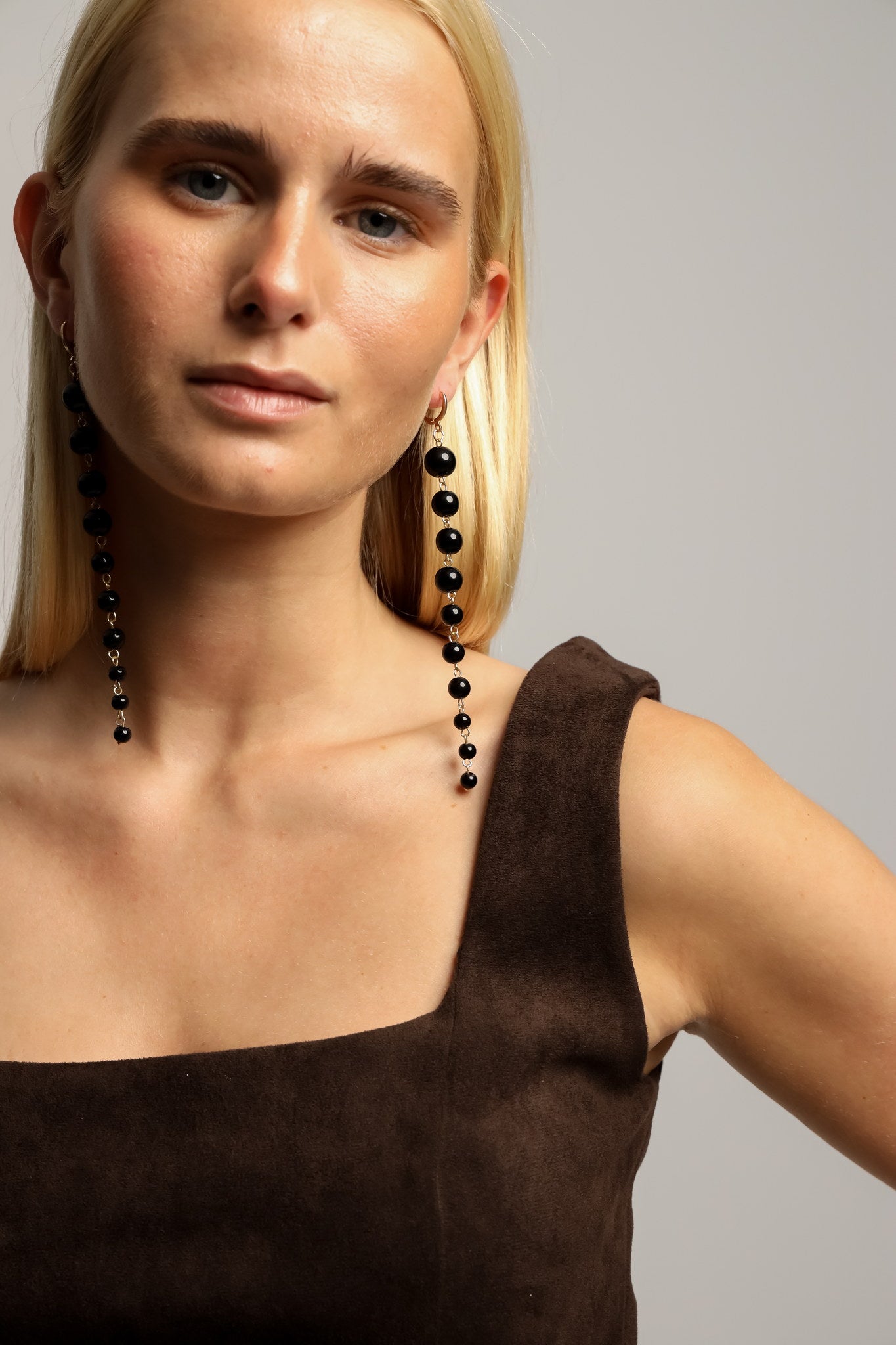 Pendientes Bolitas Negro