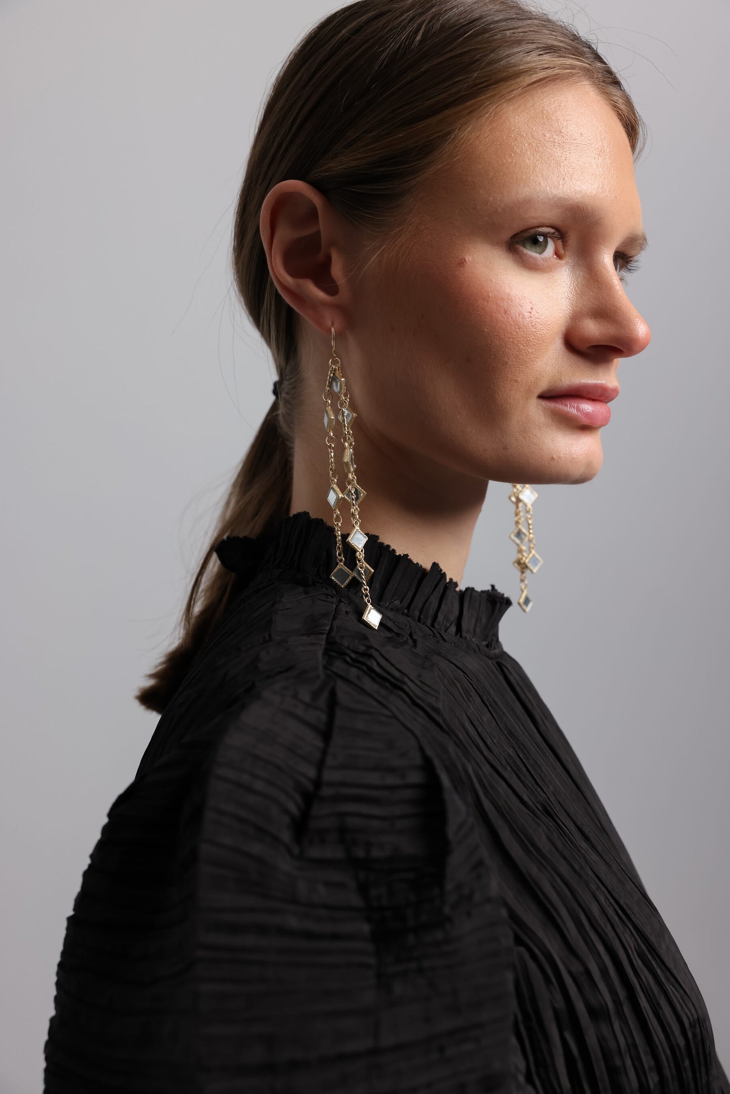 PENDIENTES ESPEJOS I The New Gallery